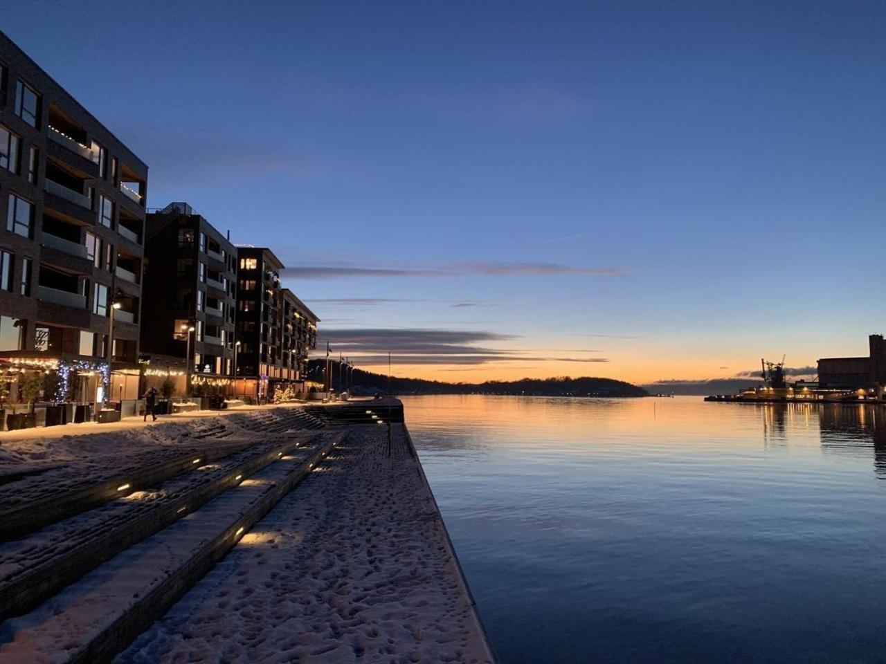 Luxury 2-Bedroom Apartment With Seaview In Oslo City Center Екстер'єр фото