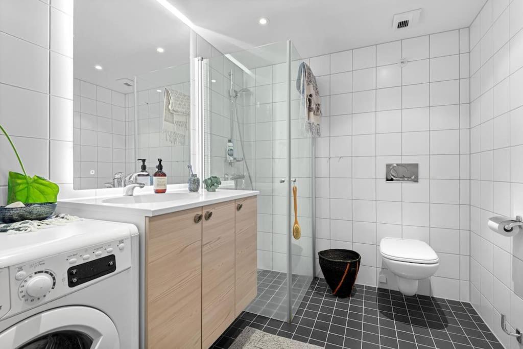 Luxury 2-Bedroom Apartment With Seaview In Oslo City Center Екстер'єр фото